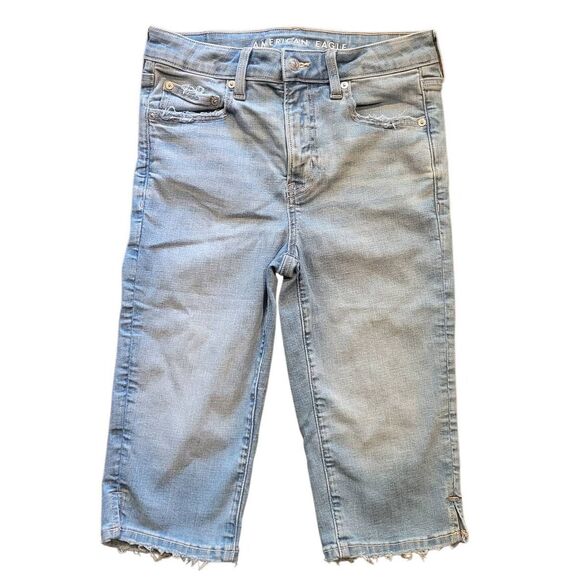 American Eagle Jeans Women's 4 Short Blue Light Wash Next Level High Rise Capri - Picture 2 of 5